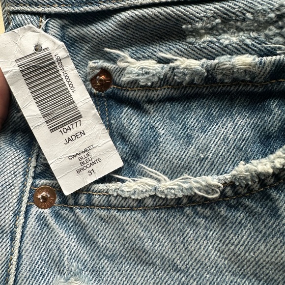 BRAND NEW AGOLDE JADEN JEAN SHORT - Picture 6 of 6